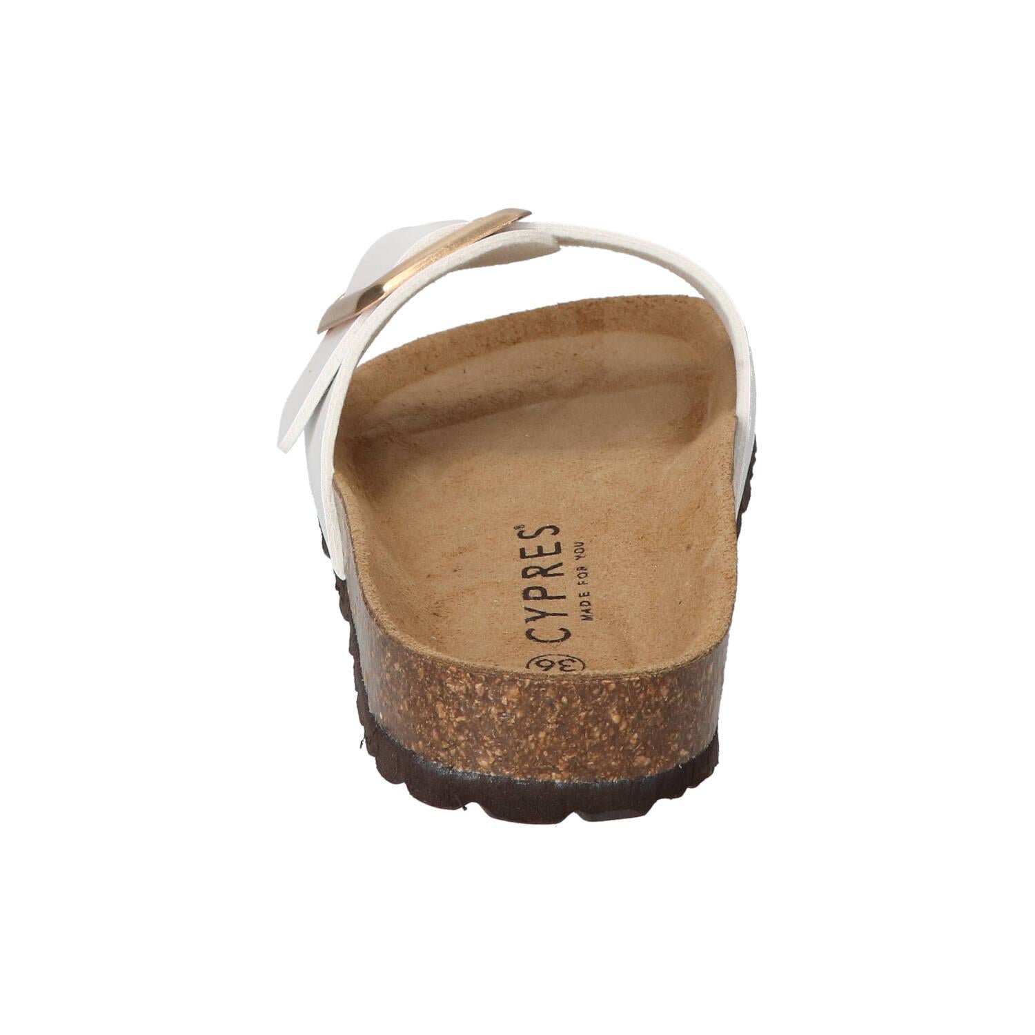 Slippers, Wit