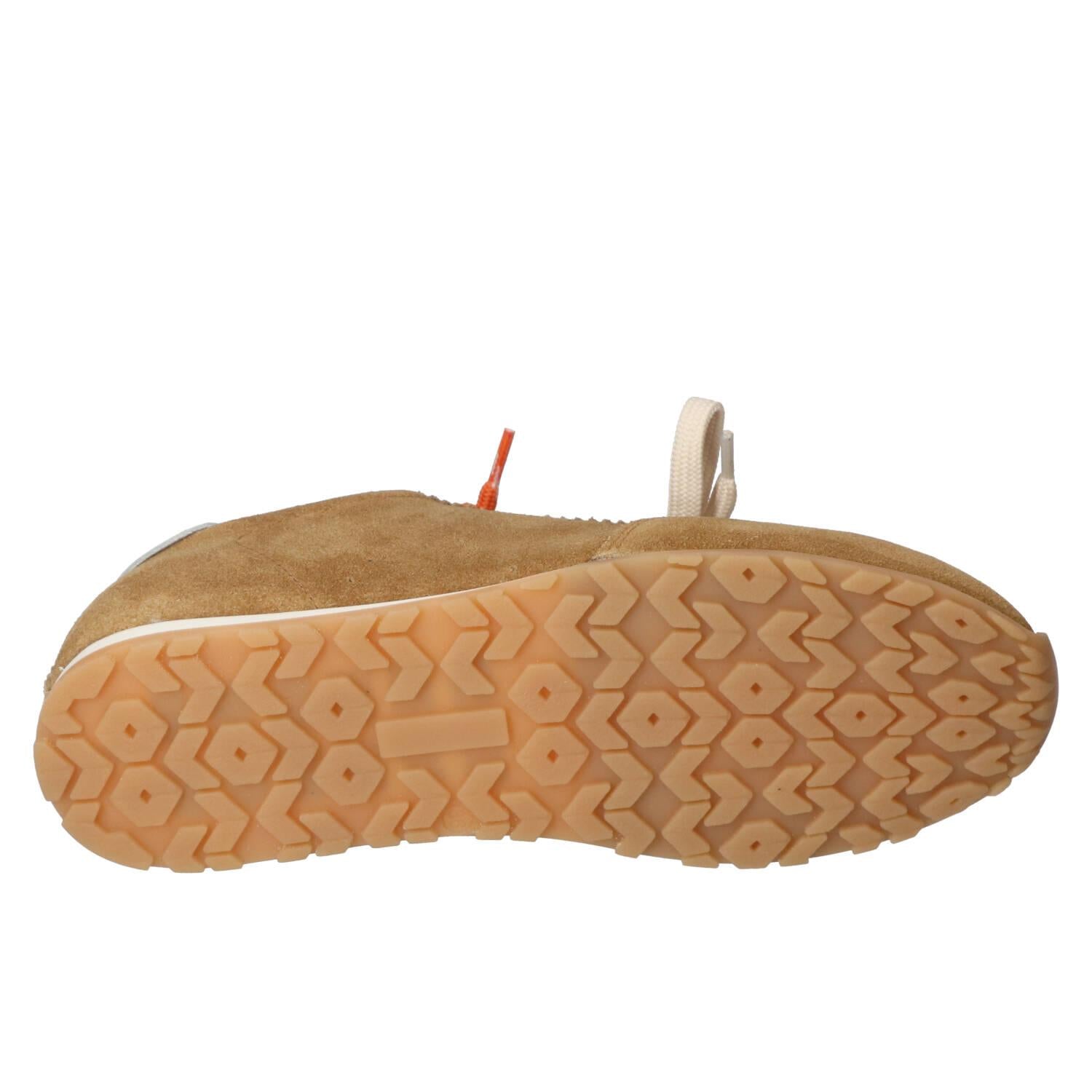 Sneakers, Cognac
