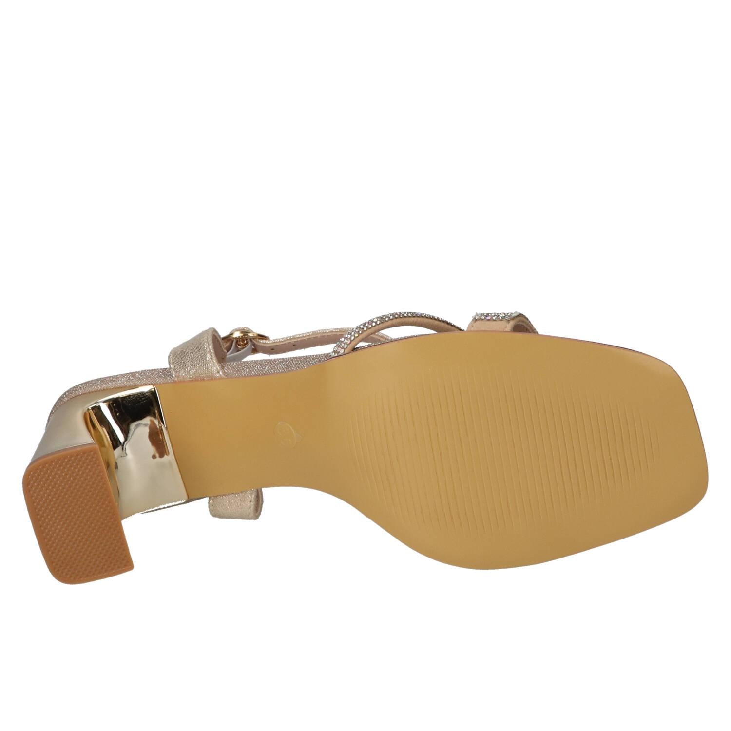 Sandalen, Goud