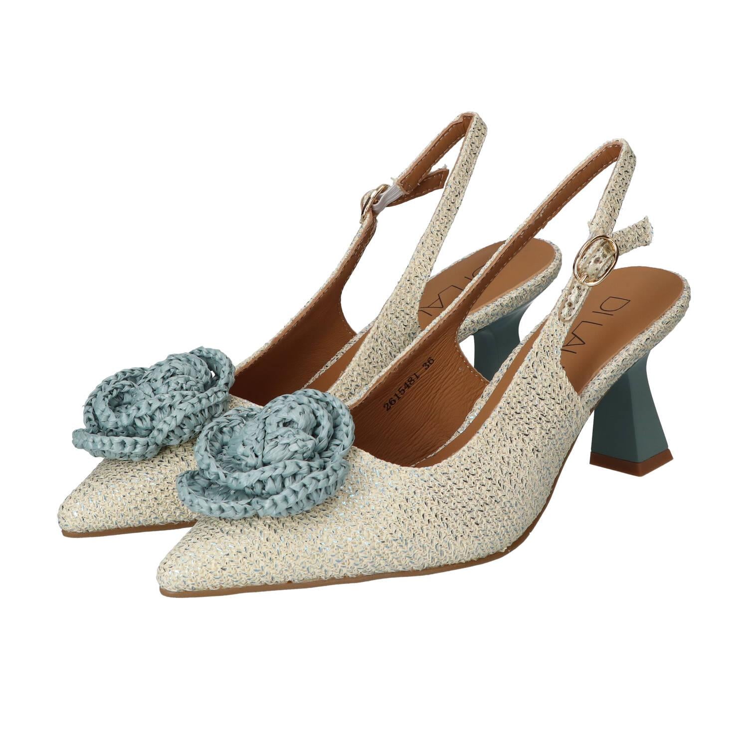 Slingback, Lichtblauw