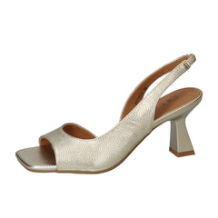 Sandalen, Goud