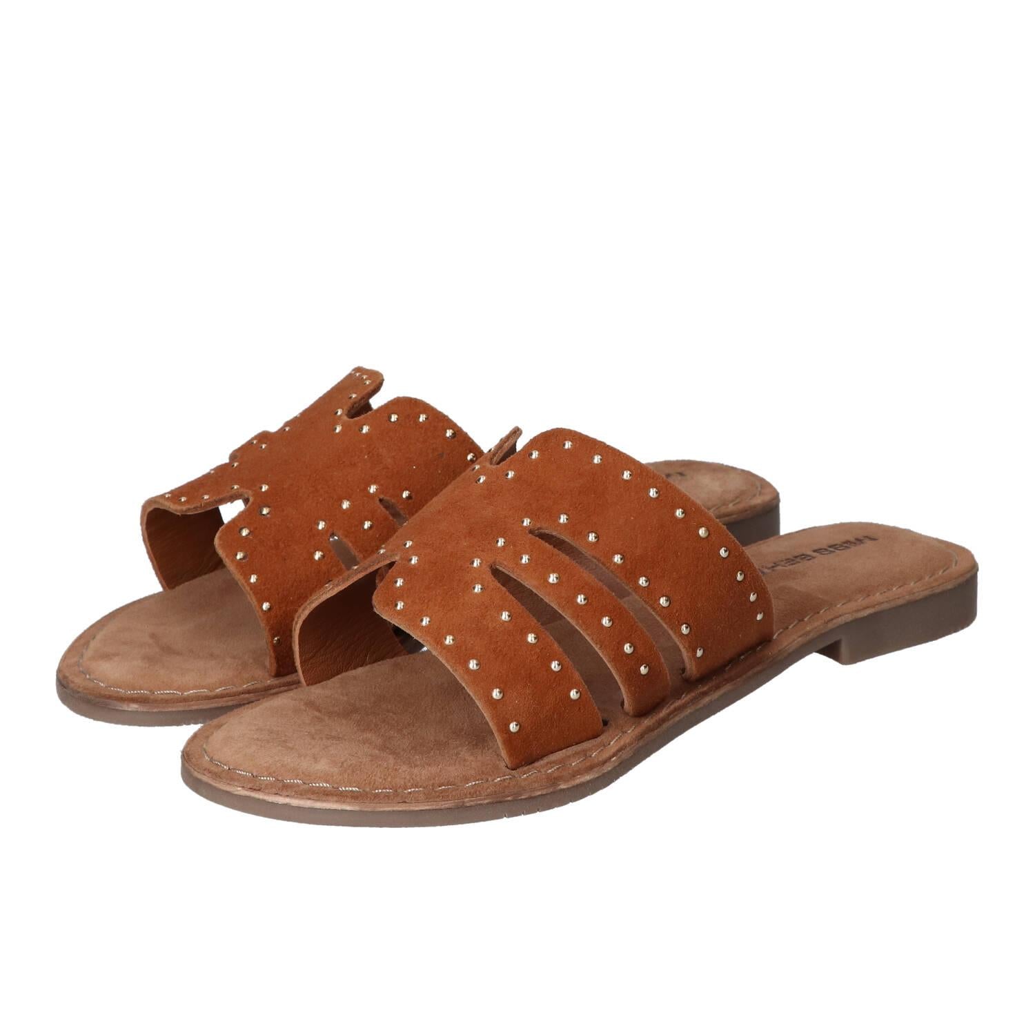 Slippers, Cognac