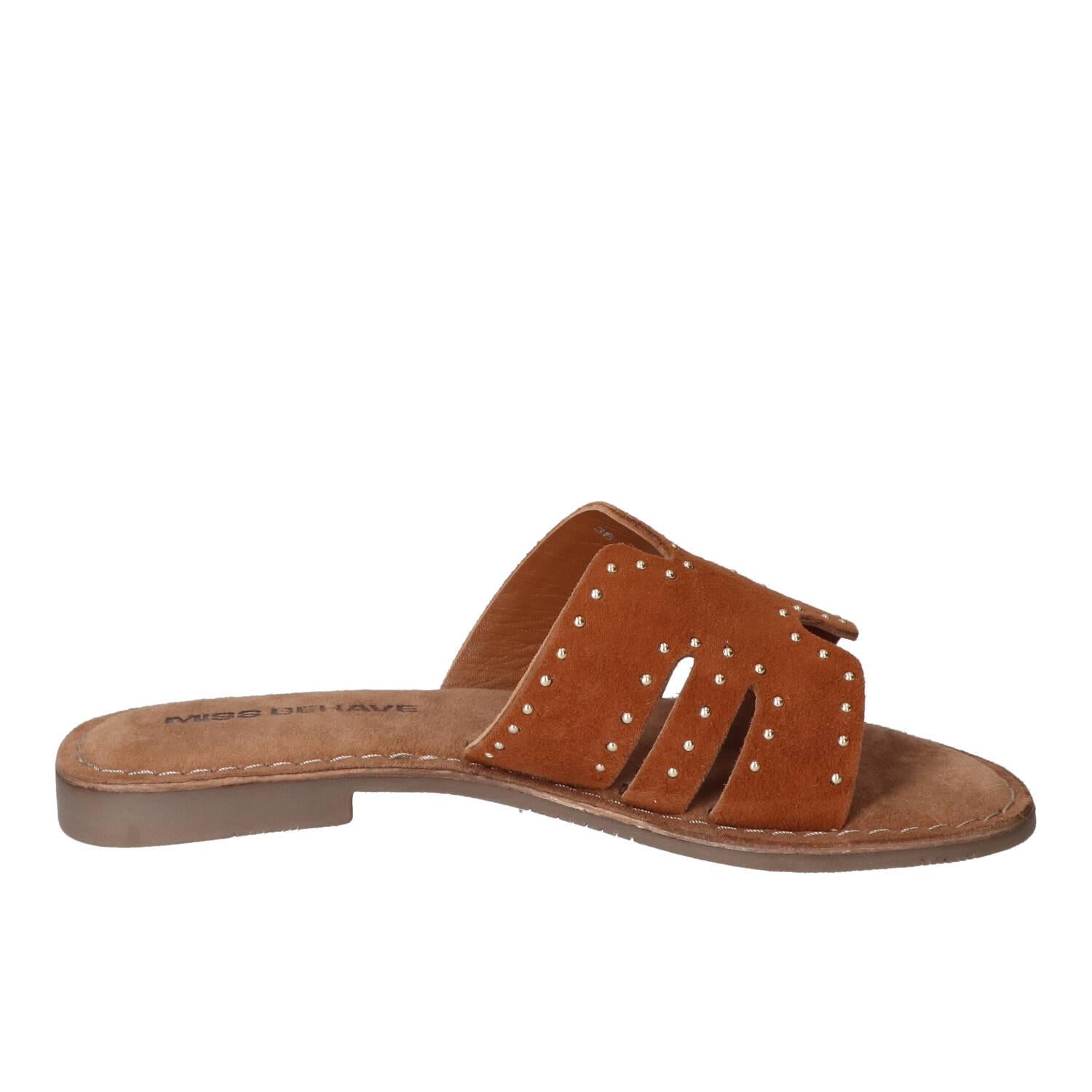 Slippers, Cognac