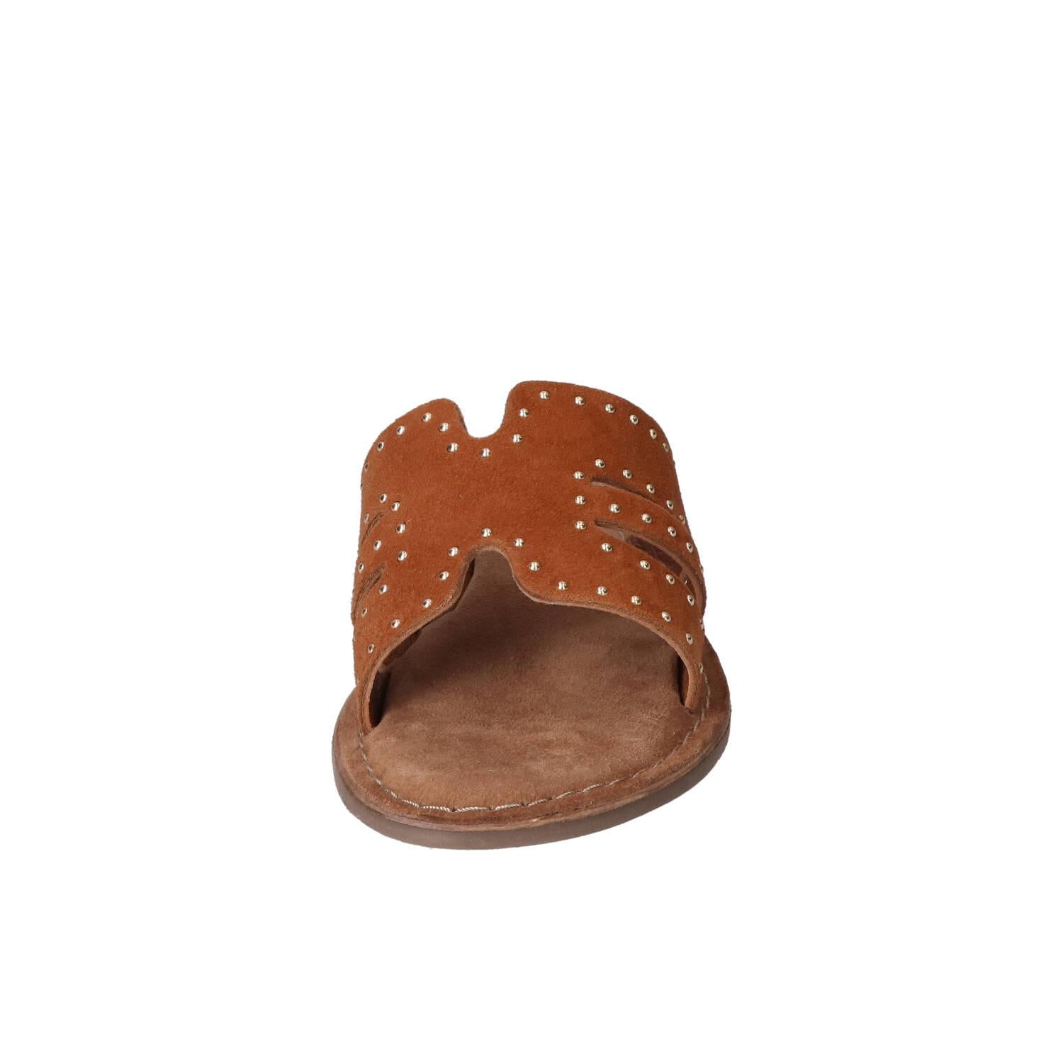 Slippers, Cognac