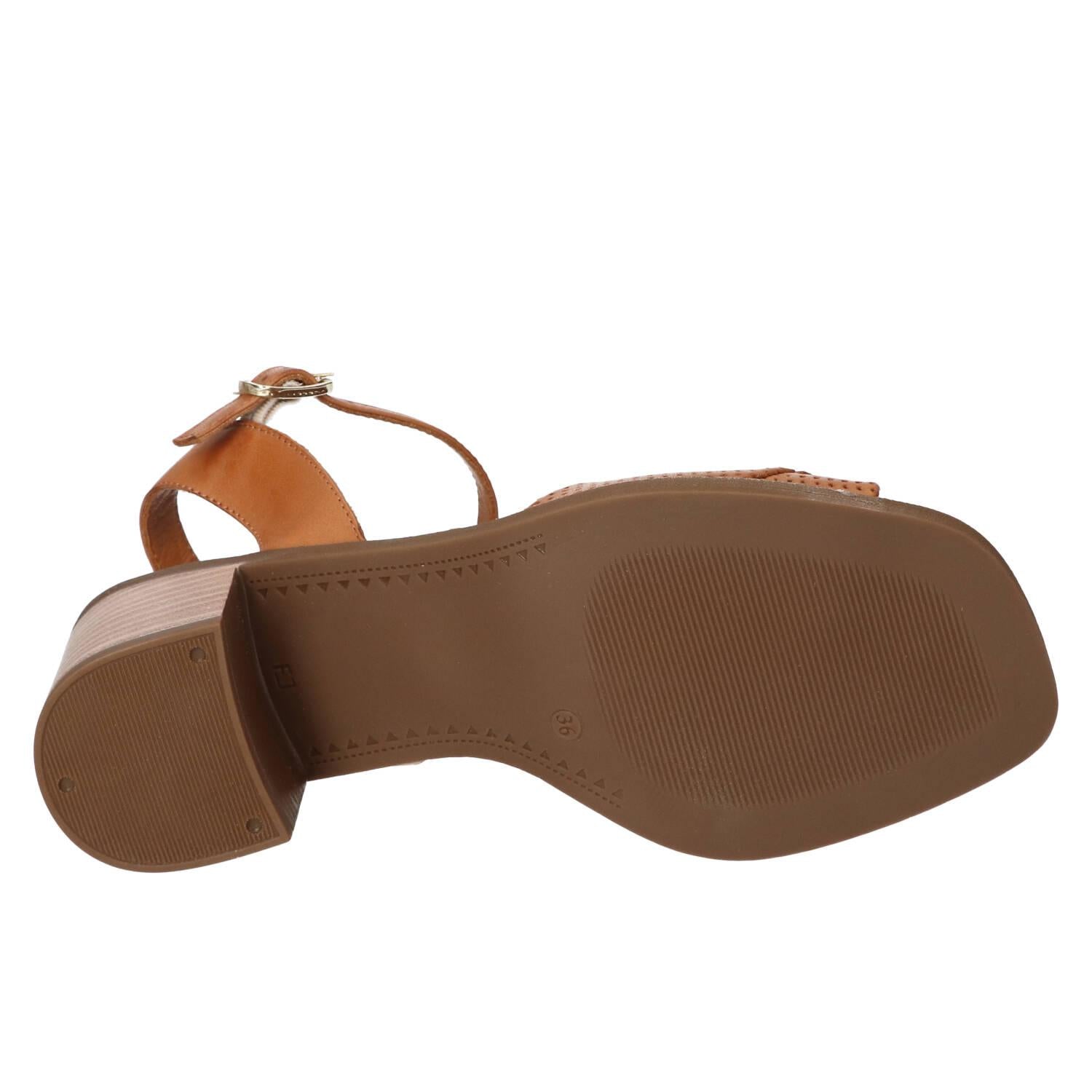 Sandalen, Cognac
