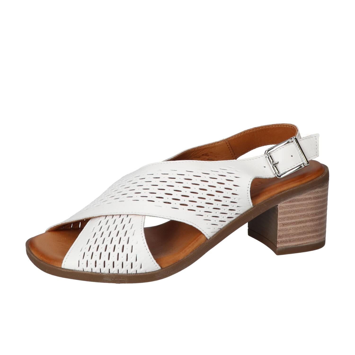 Sandalen, Wit
