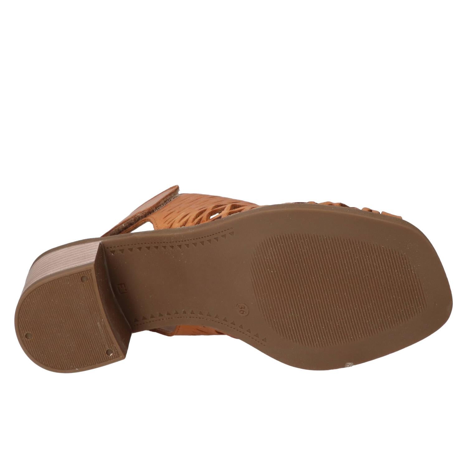Sandalen, Cognac