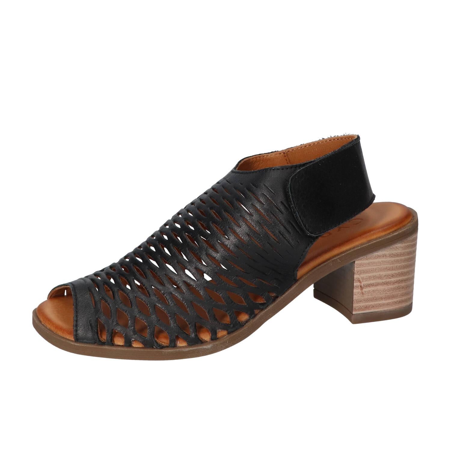 Sandalen, Zwart