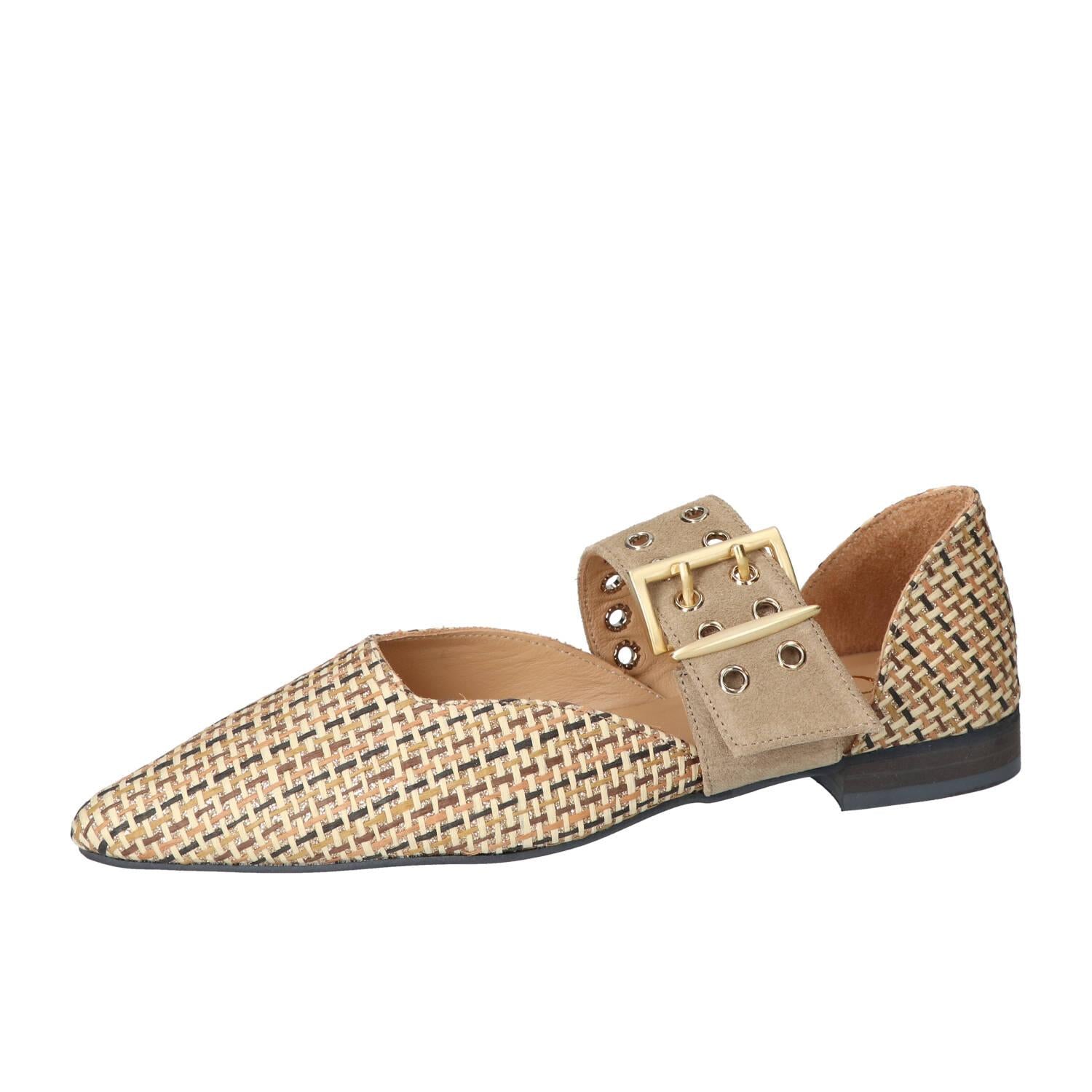 Instapschoenen, Lichtbeige