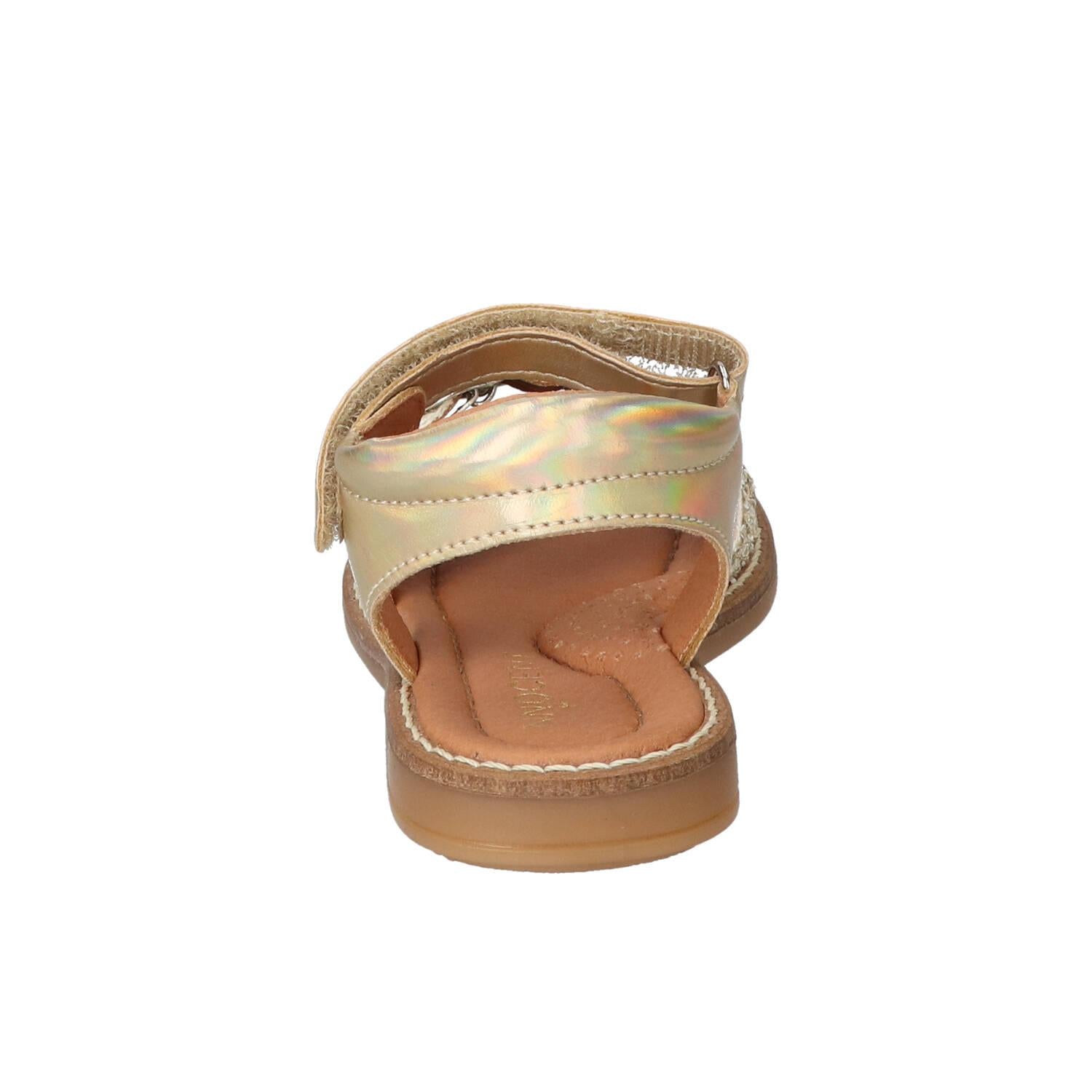 Sandalen, Goud