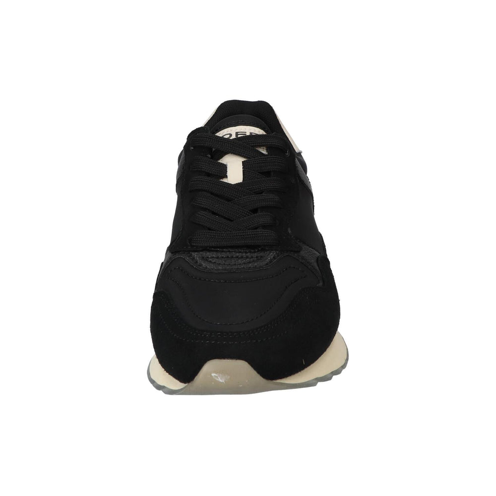 Sneakers, Zwart