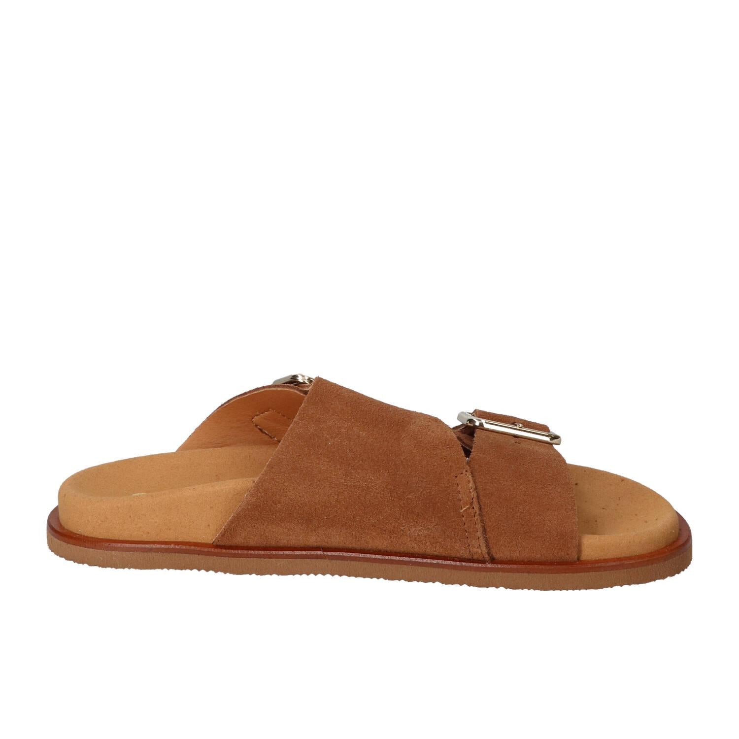 Slippers, Cognac