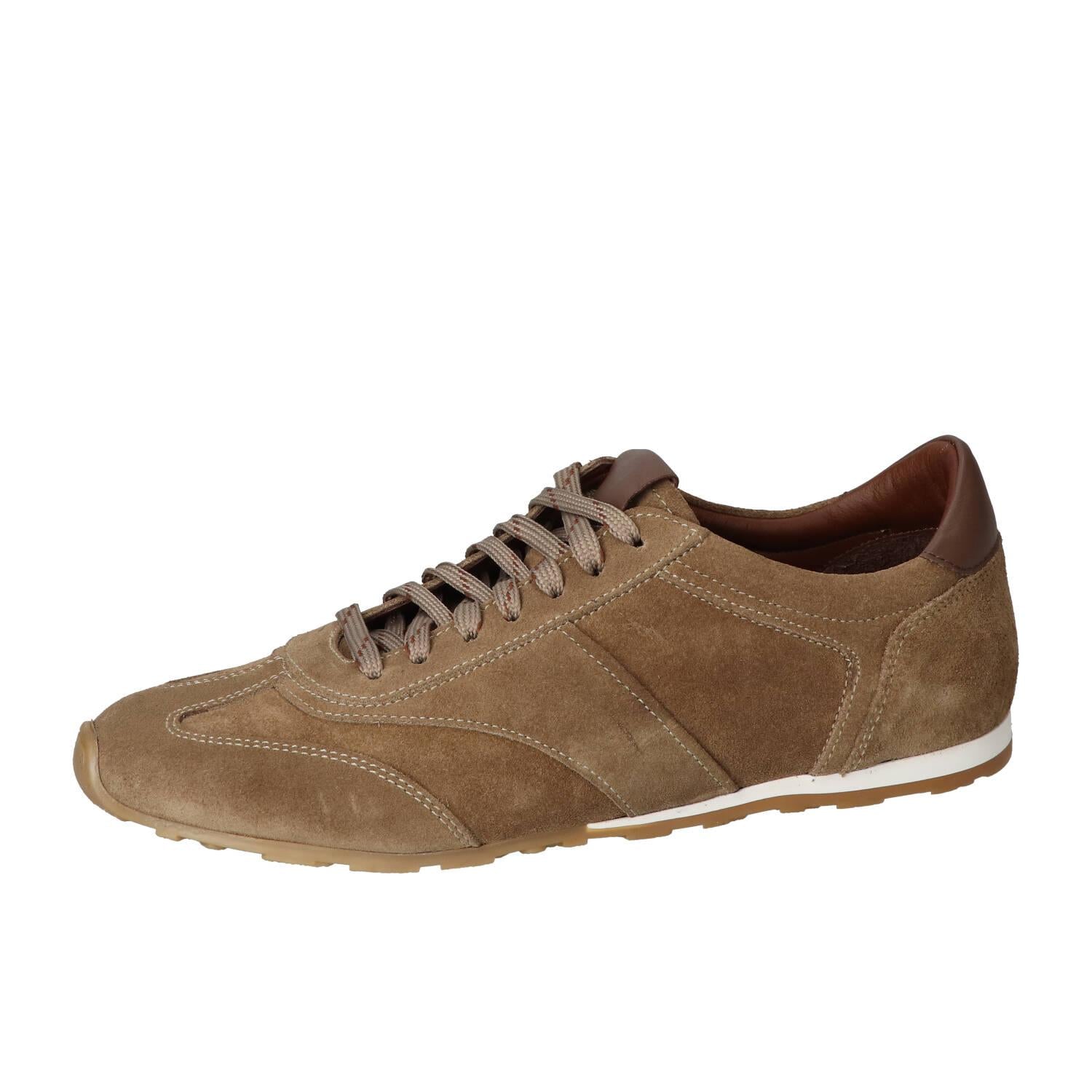 Sneakers, Donkerbruin