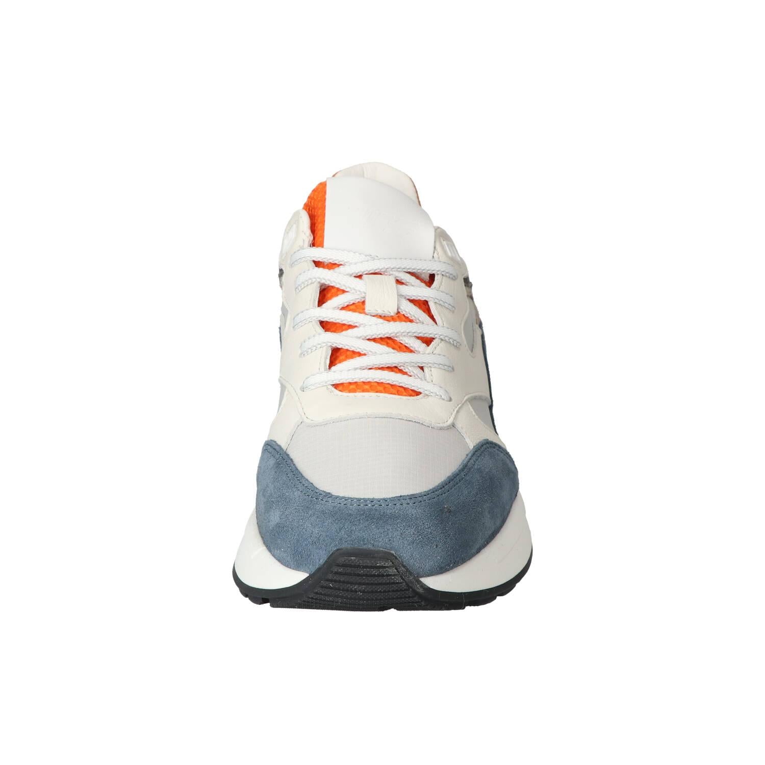 Sneakers, Wit