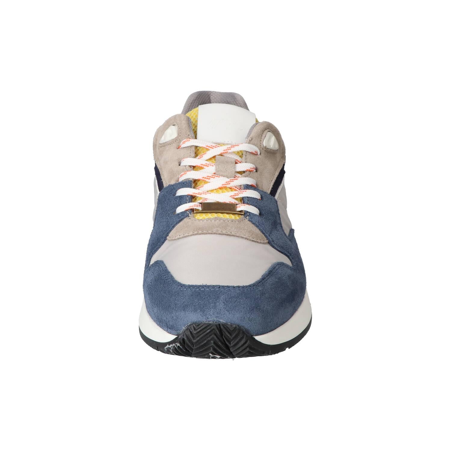 Sneakers, Blauw