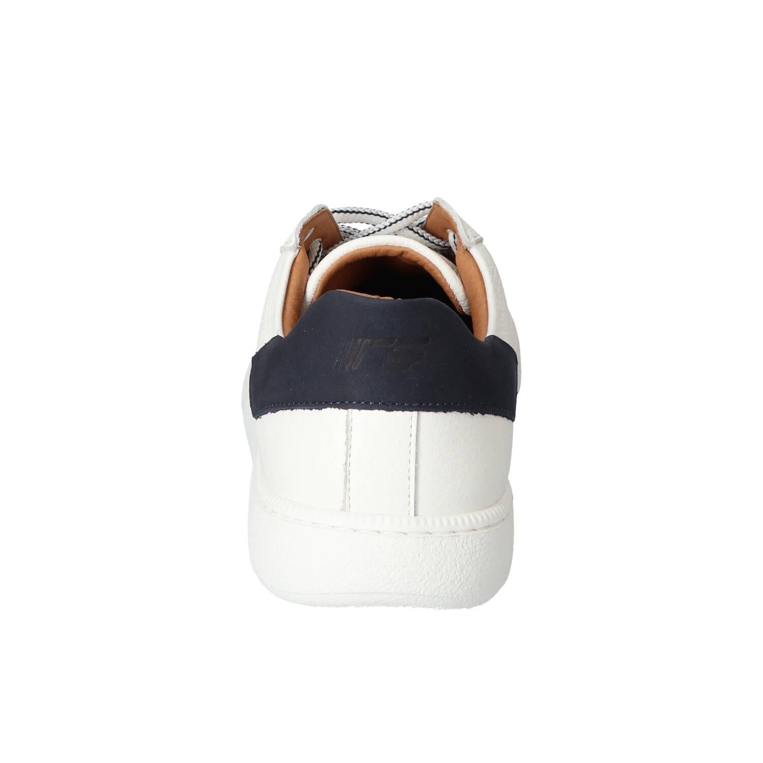 Sneakers, Wit