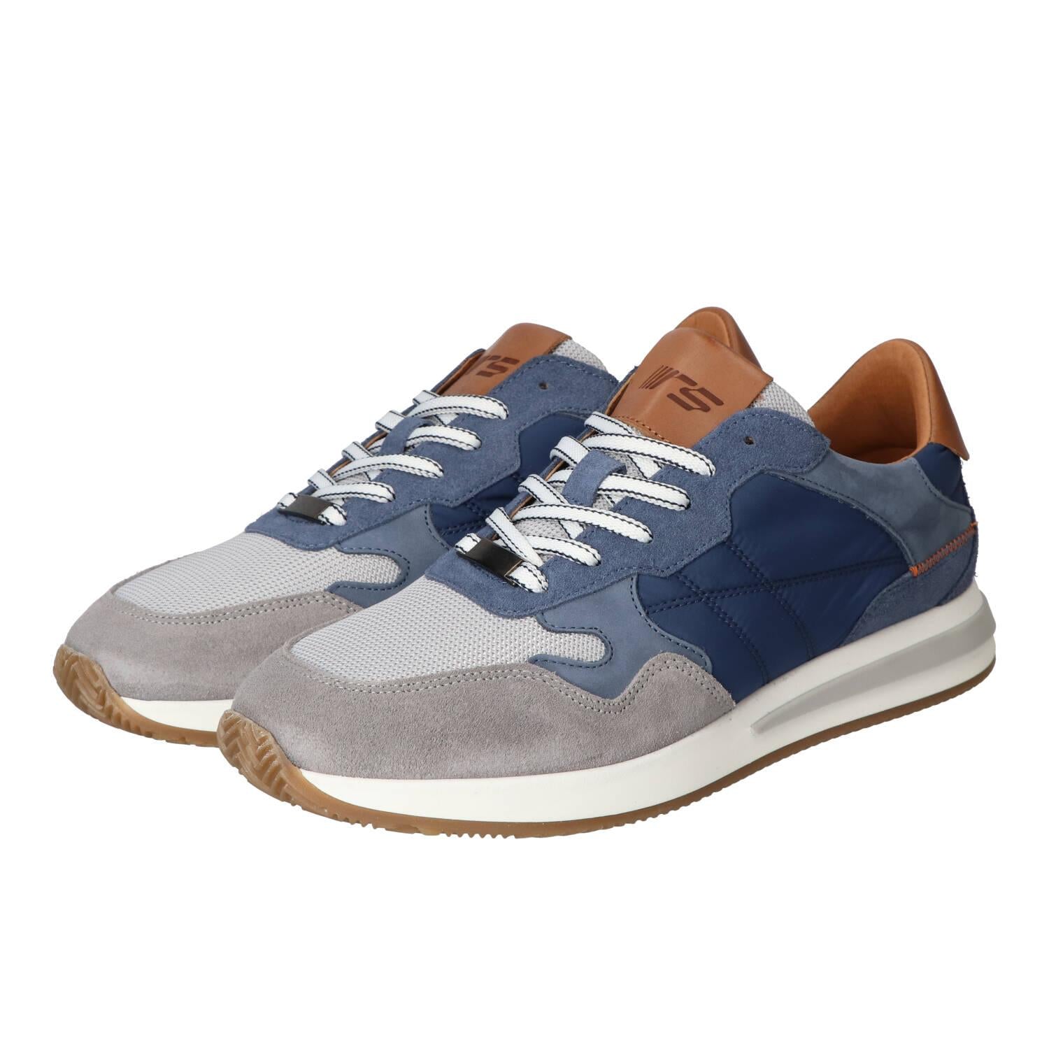 Sneakers, Grijs
