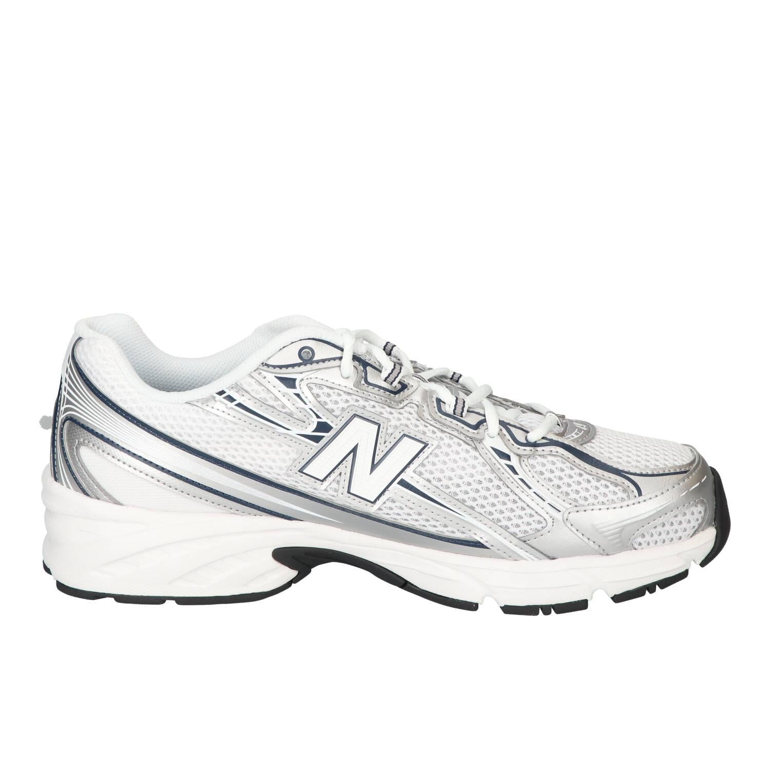 Sneakers, Wit