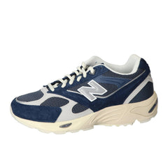 Sneakers, Blauw