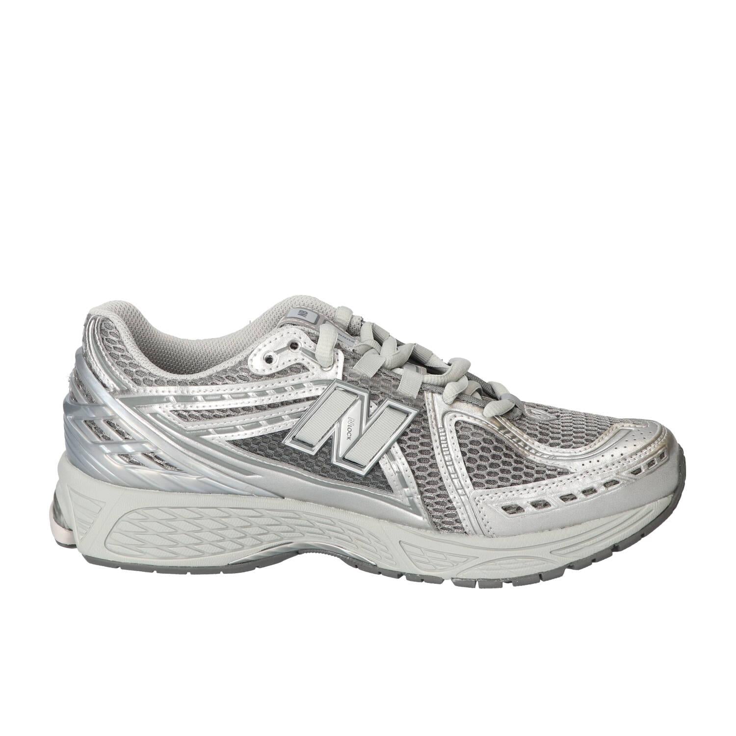 Sneakers, Zilver