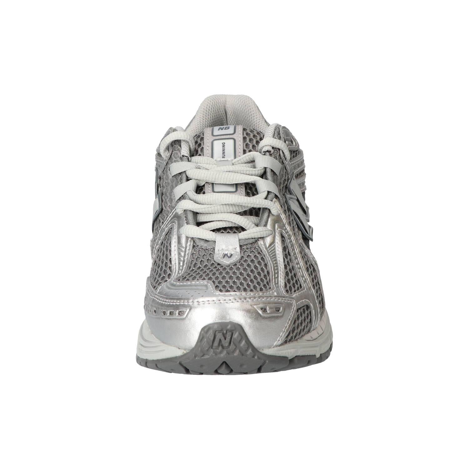 Sneakers, Zilver