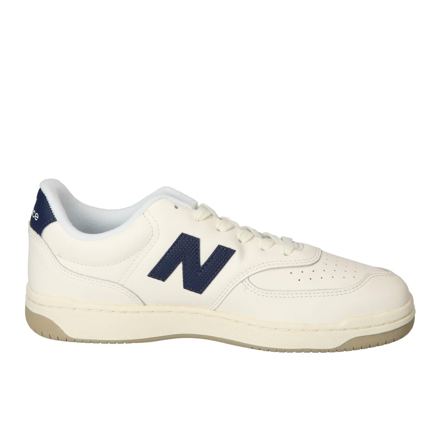 Sneakers, Wit