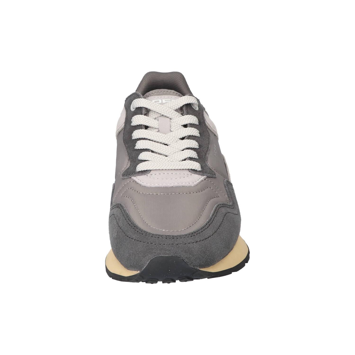 Sneakers, Grijs
