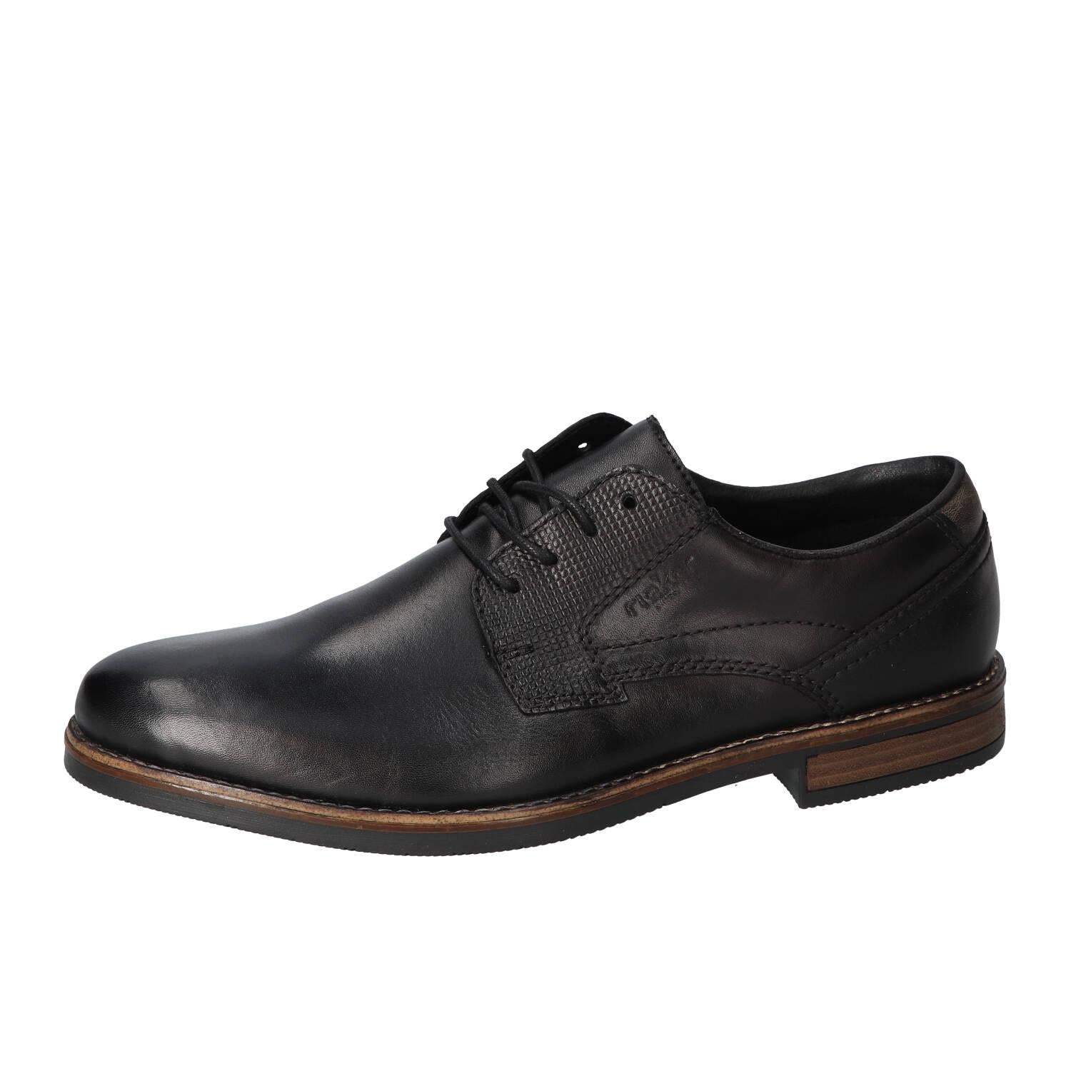 Veterschoenen, Zwart