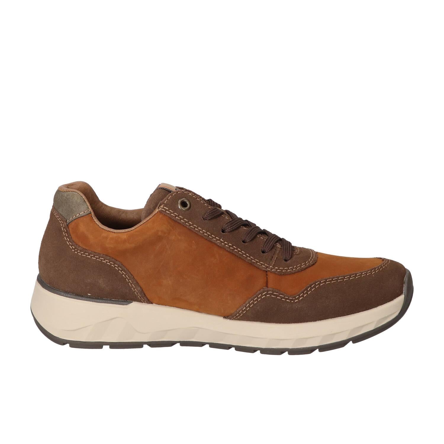 Sneakers, Cognac