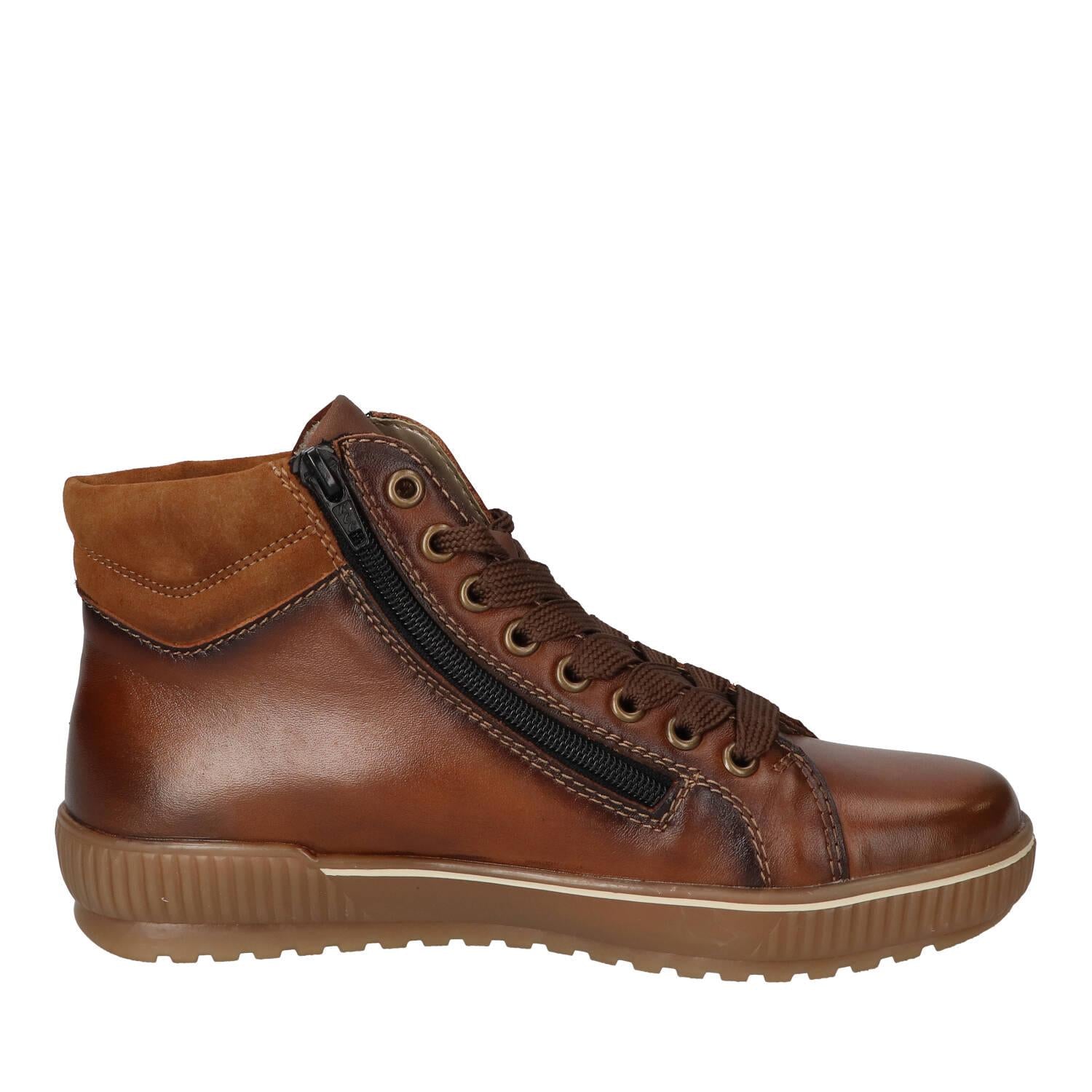Booties, Cognac