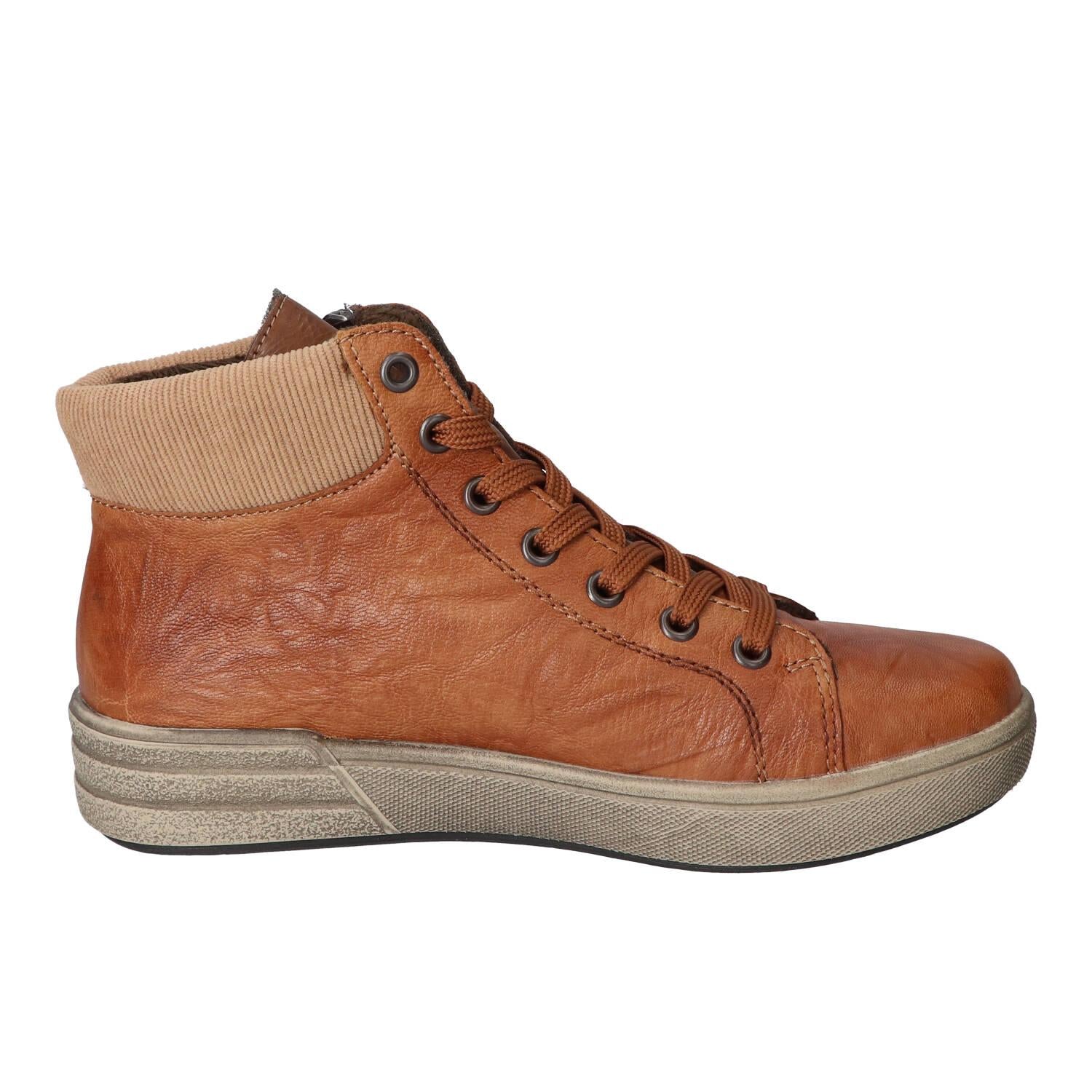 Booties, Cognac