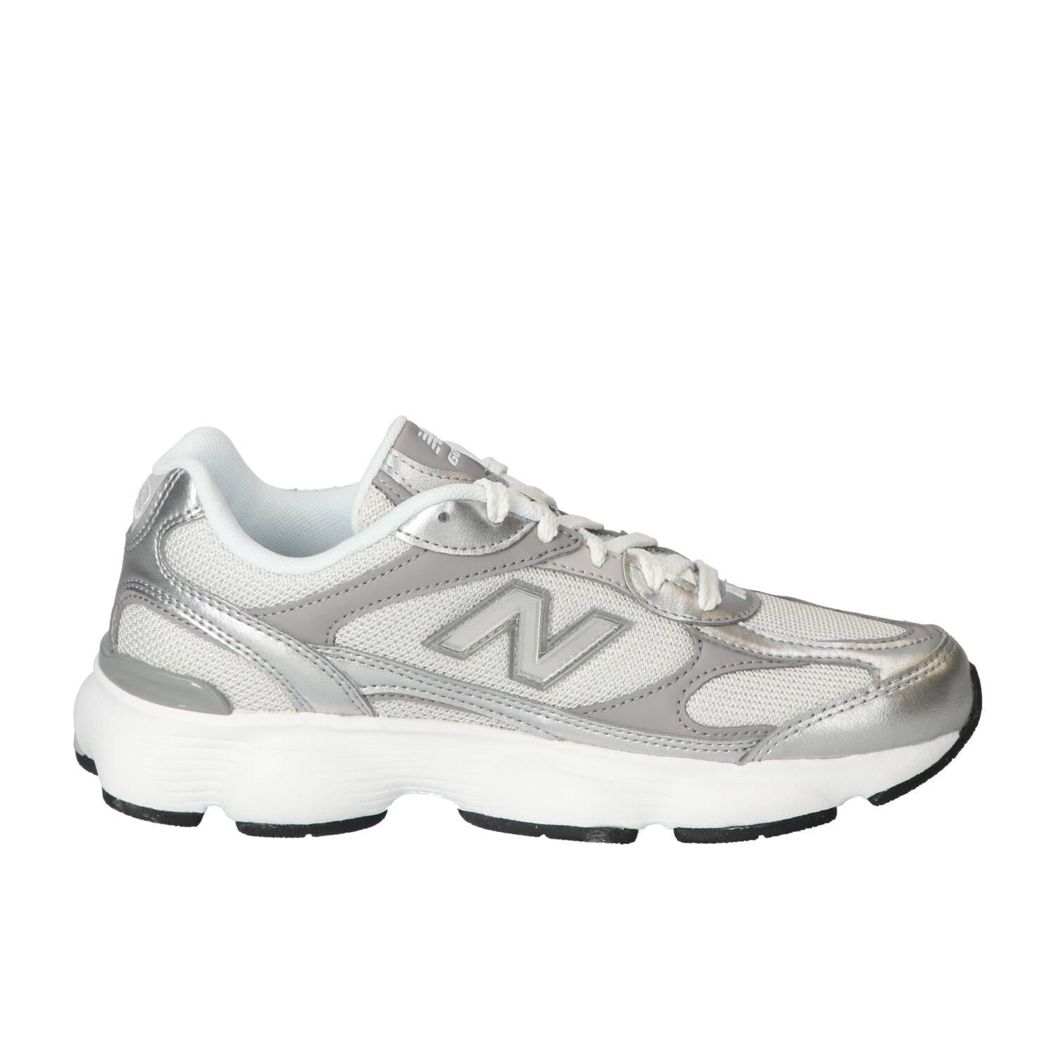 Sneakers, Zilver