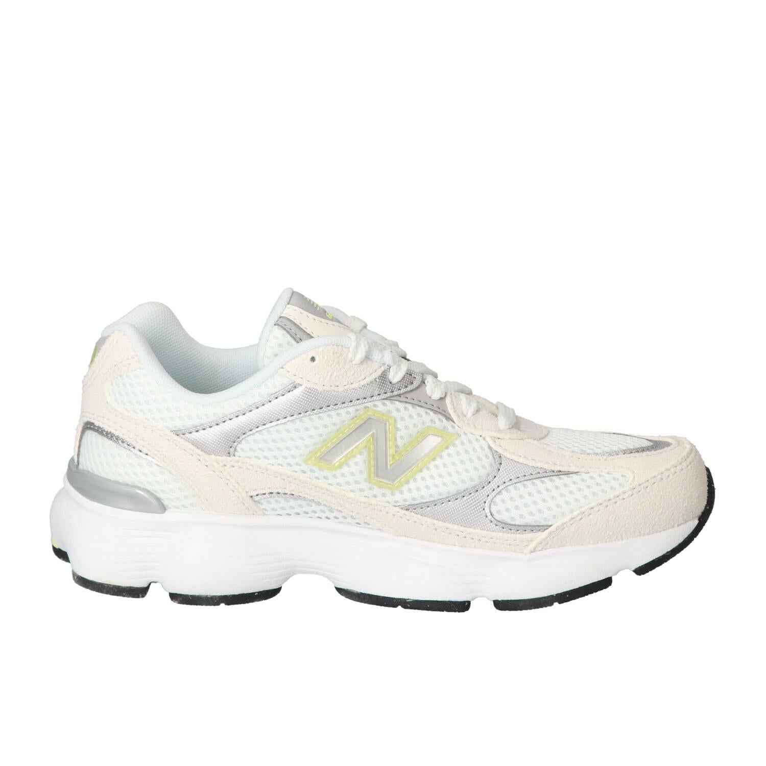 Sneakers, Wit