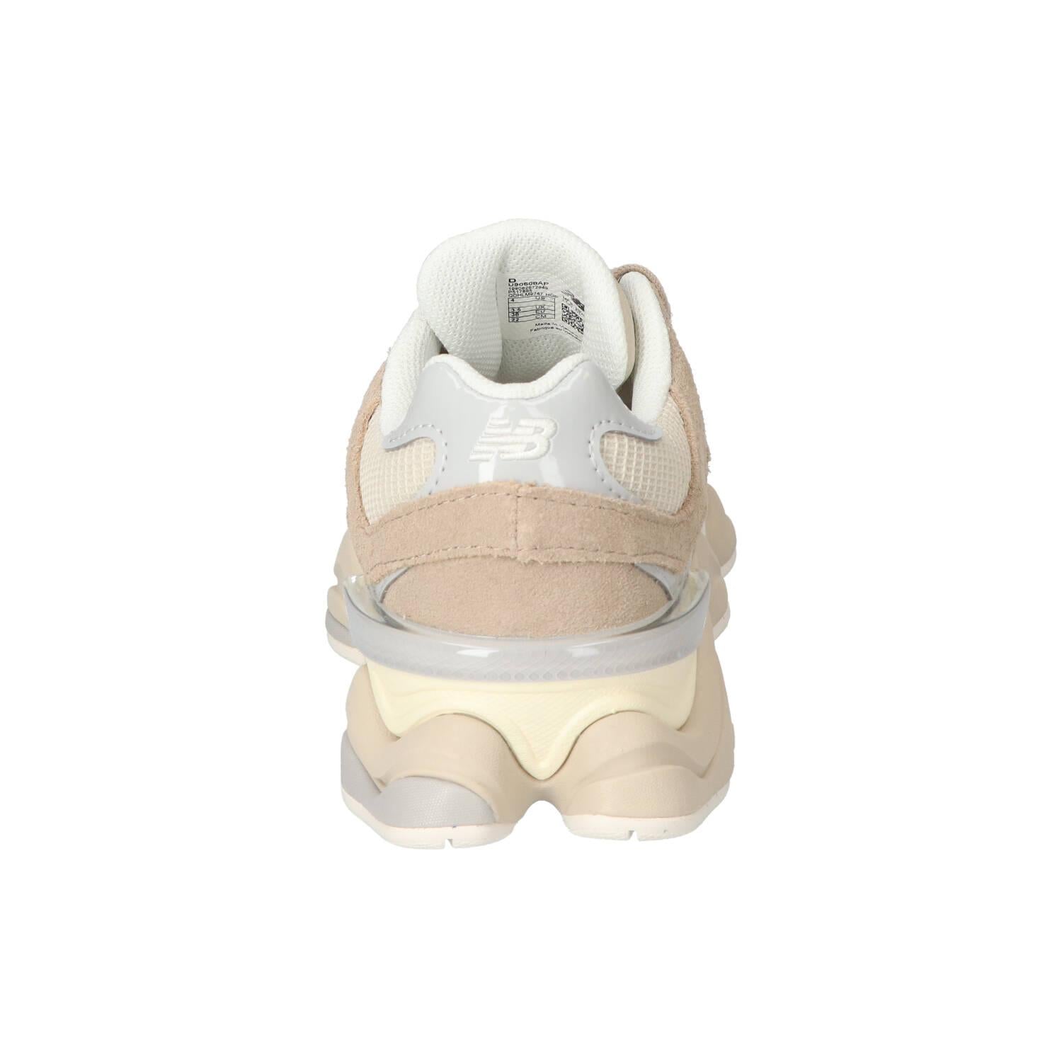 Sneakers, Donkerbruin