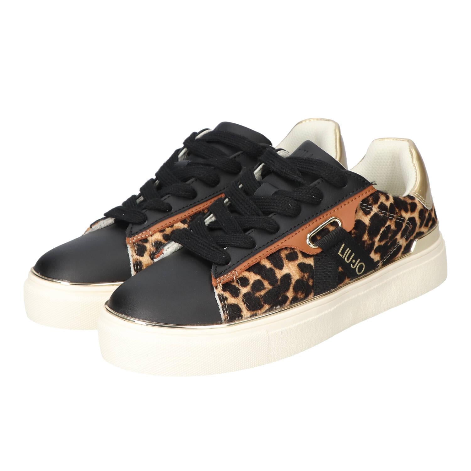 Sneakers, Zwart
