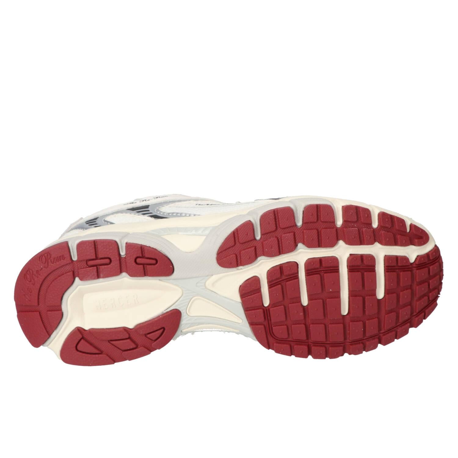 Sneakers, Wit