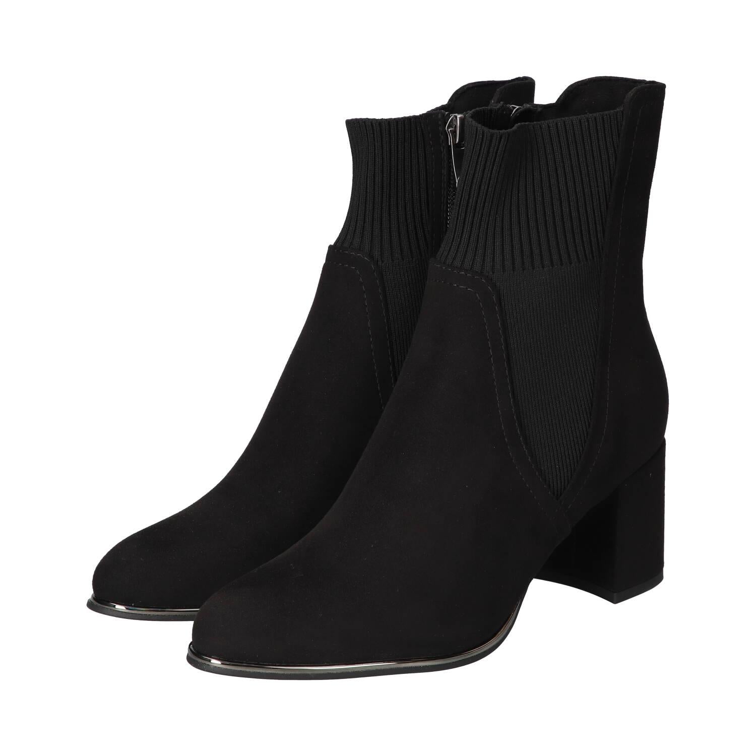 Booties, Zwart