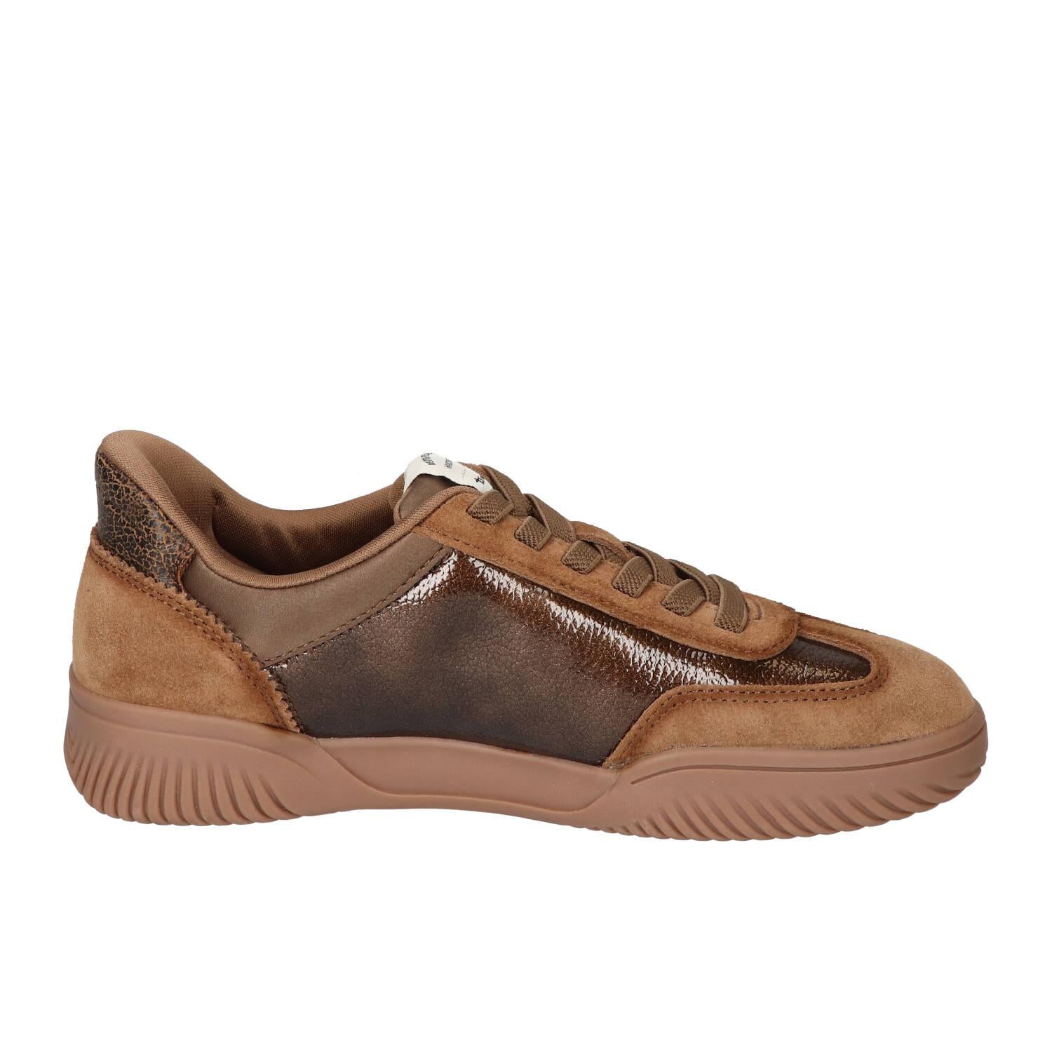 Sneakers, Cognac