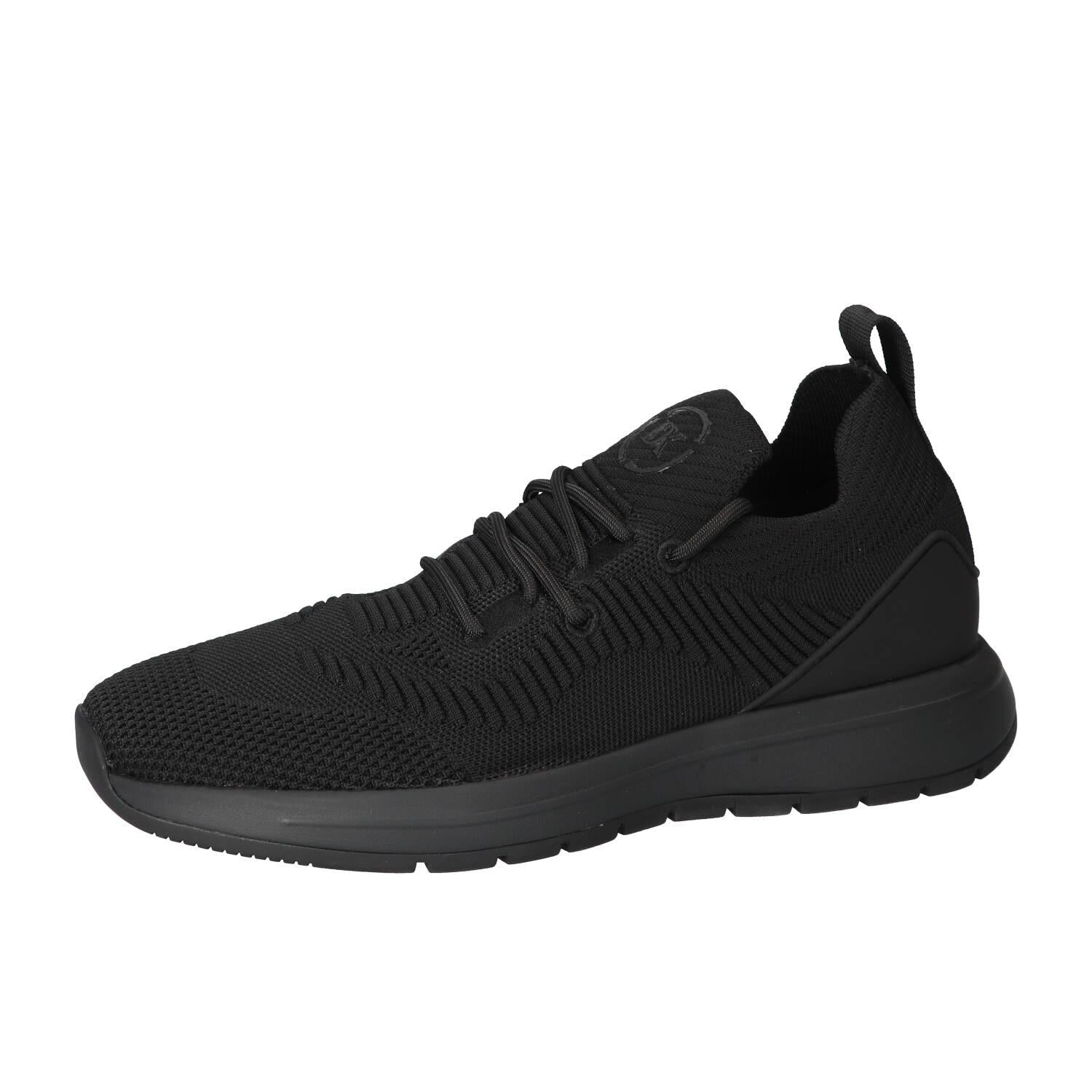 Sneakers, Zwart