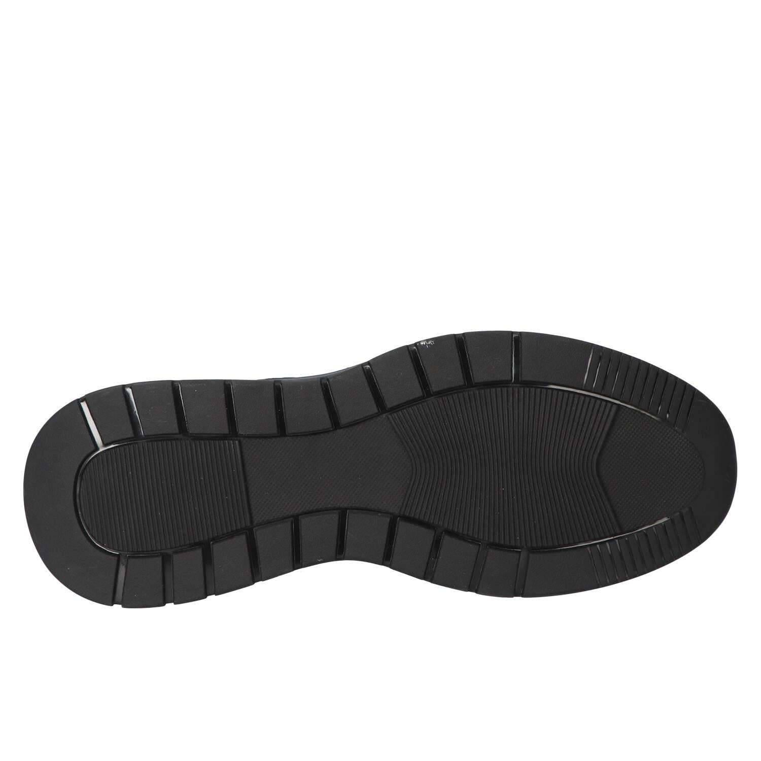 Sneakers, Zwart
