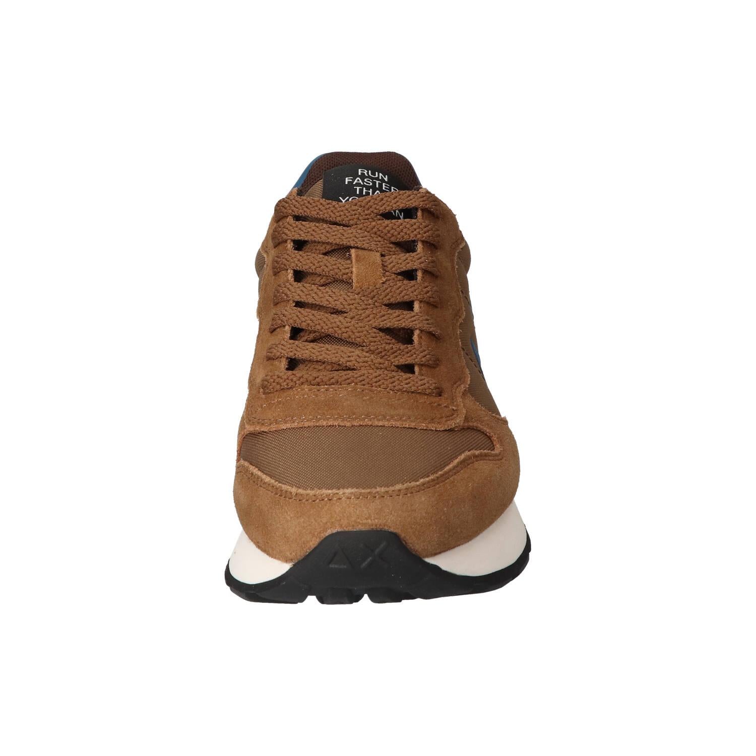 Sneakers, Cognac
