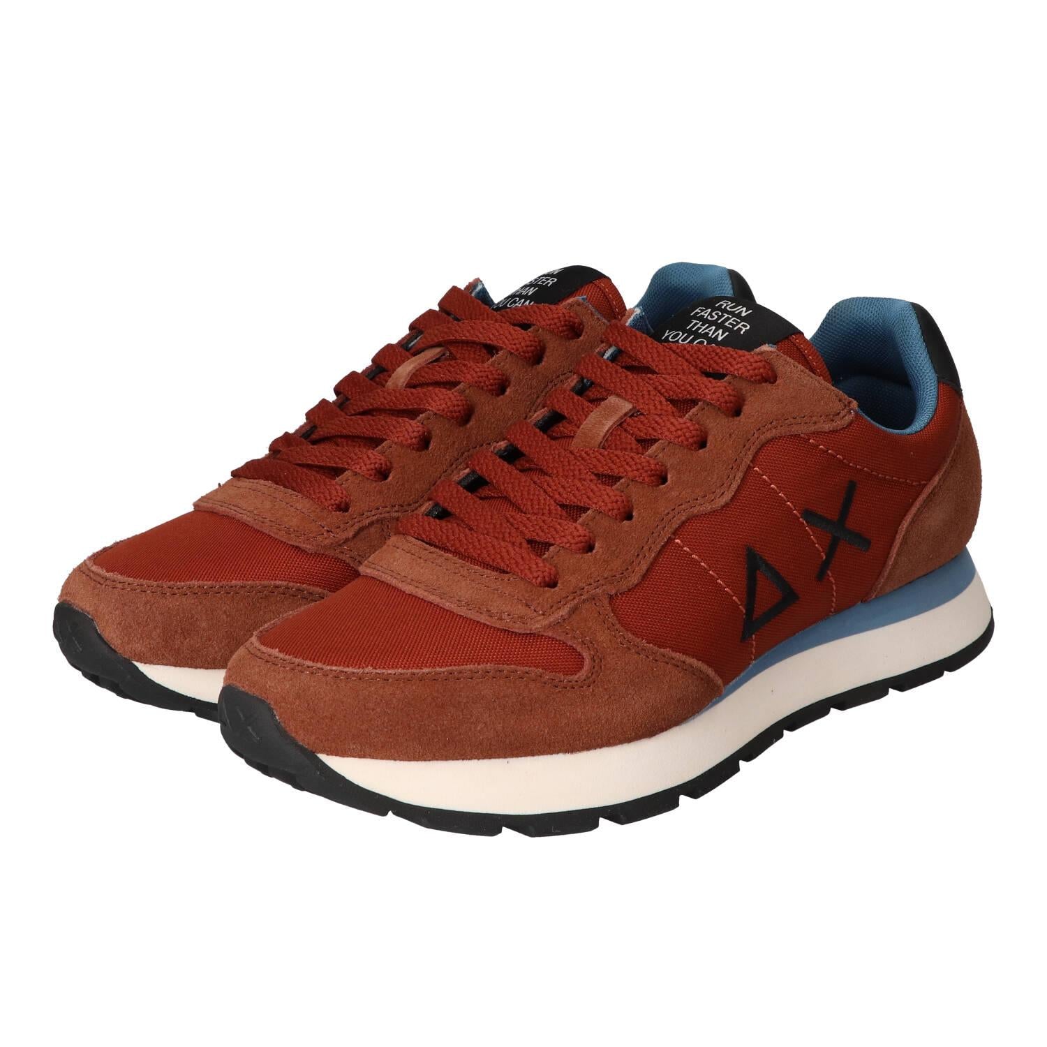 Sneakers, Oranje