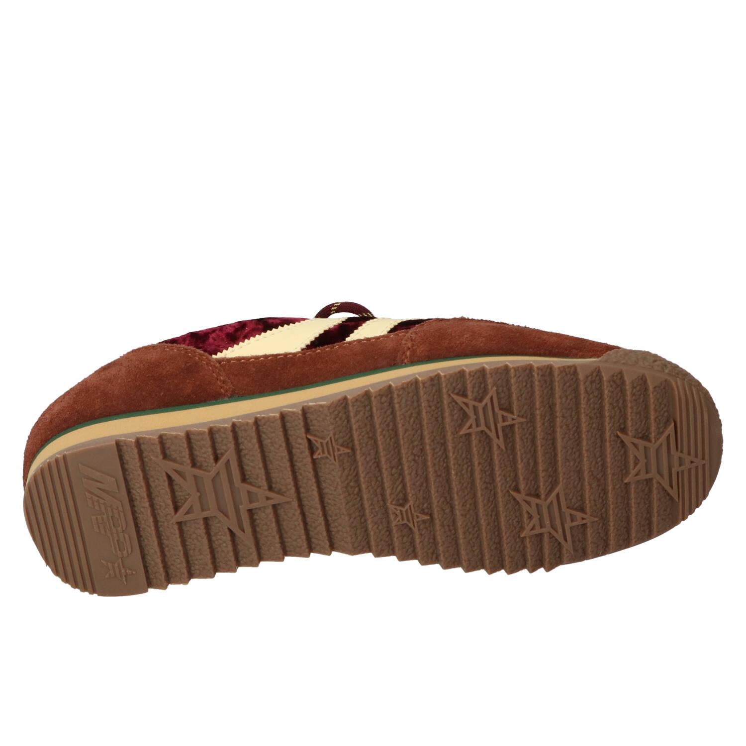 Sneakers, Bordeaux