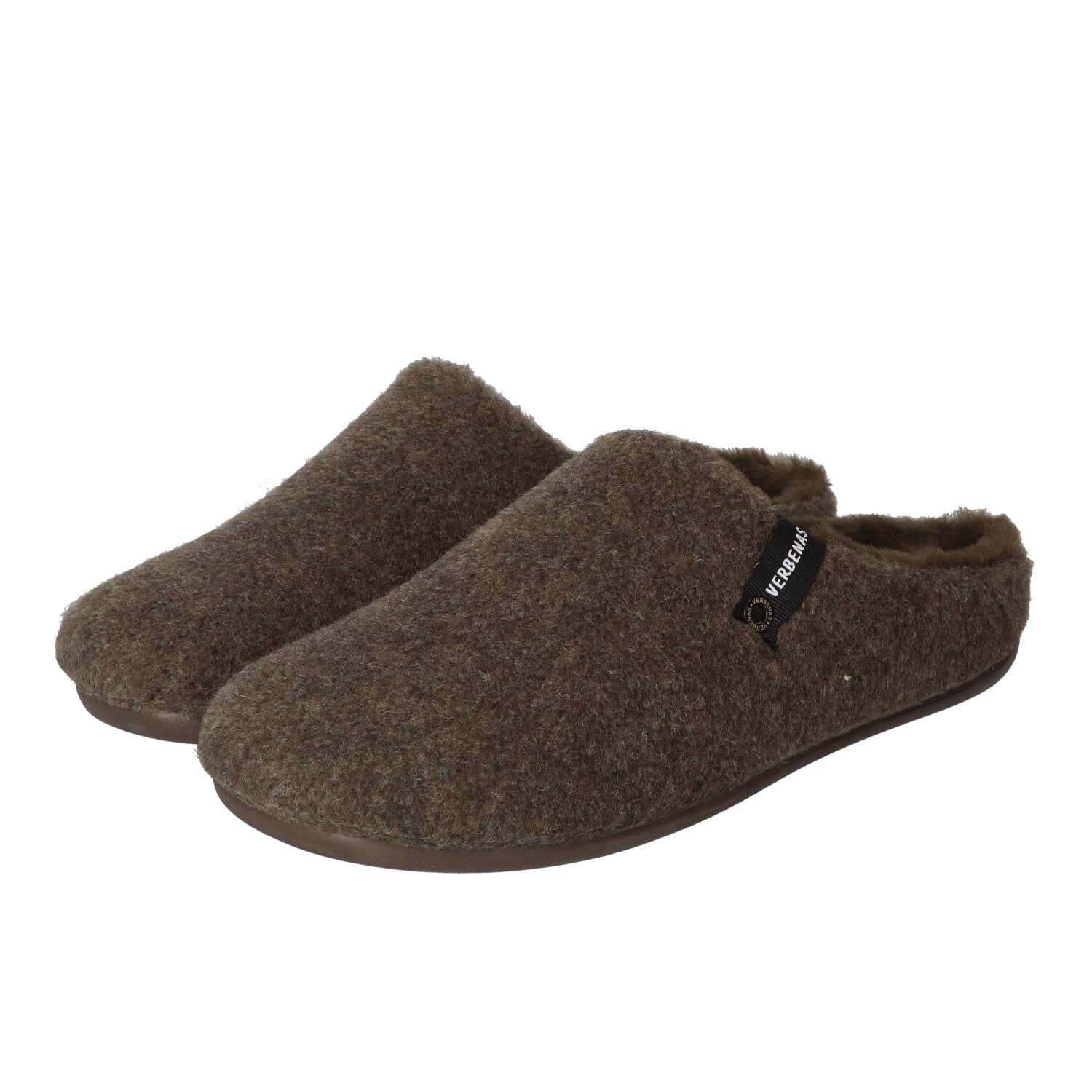 Pantoffels, Donkerbruin