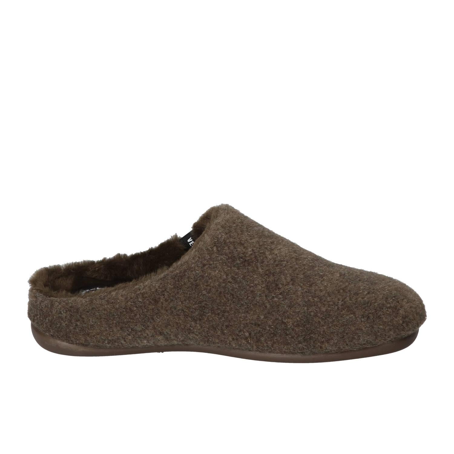 Pantoffels, Donkerbruin