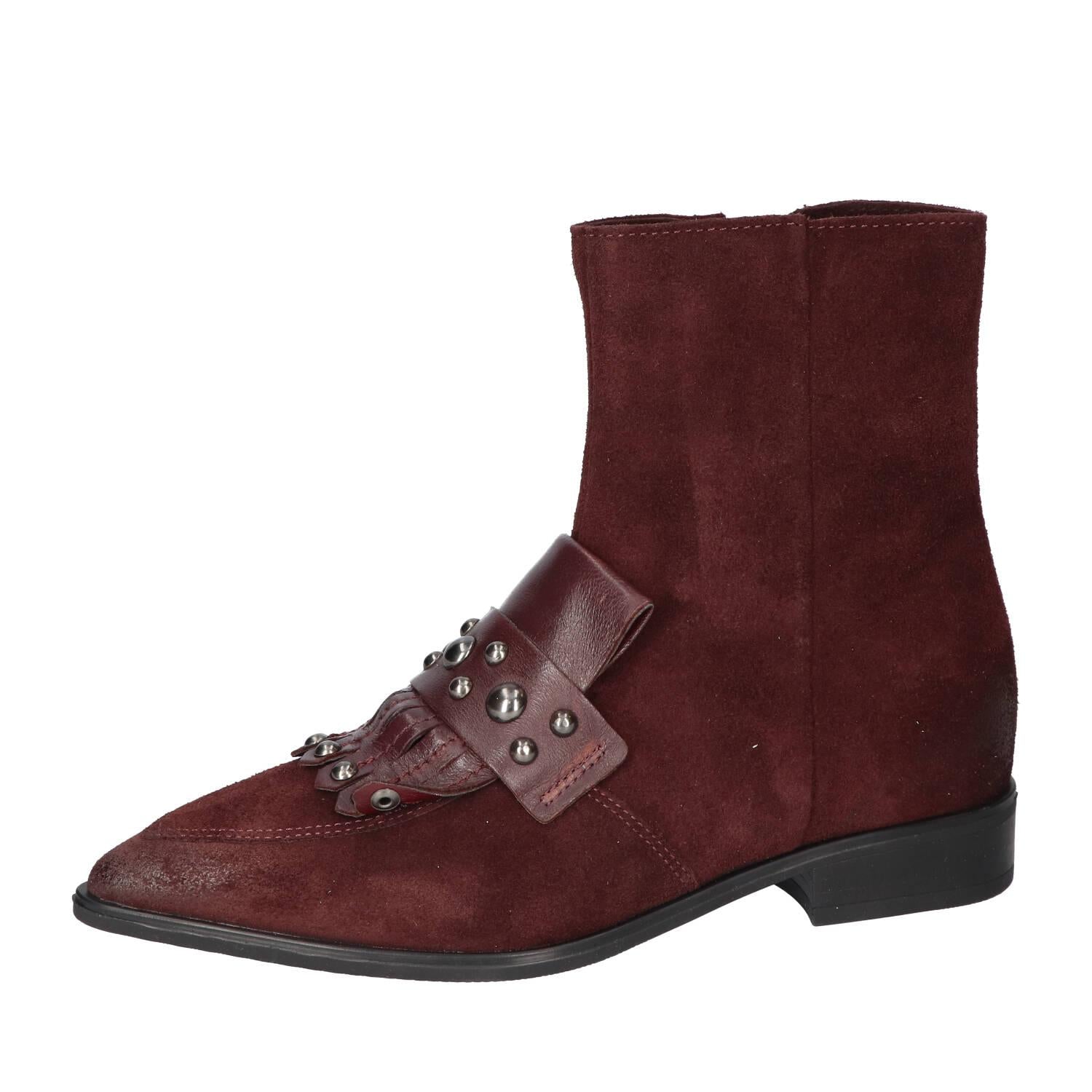 Booties, Bordeaux