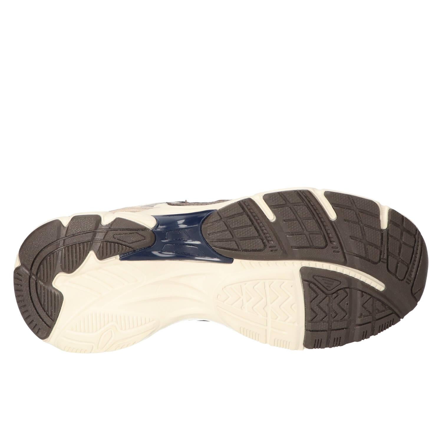 Sneakers, Taupe