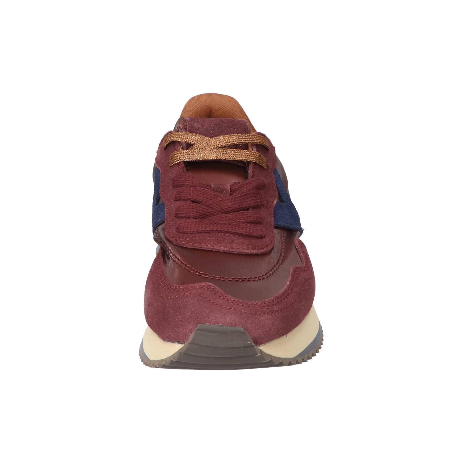 Sneakers, Bordeaux
