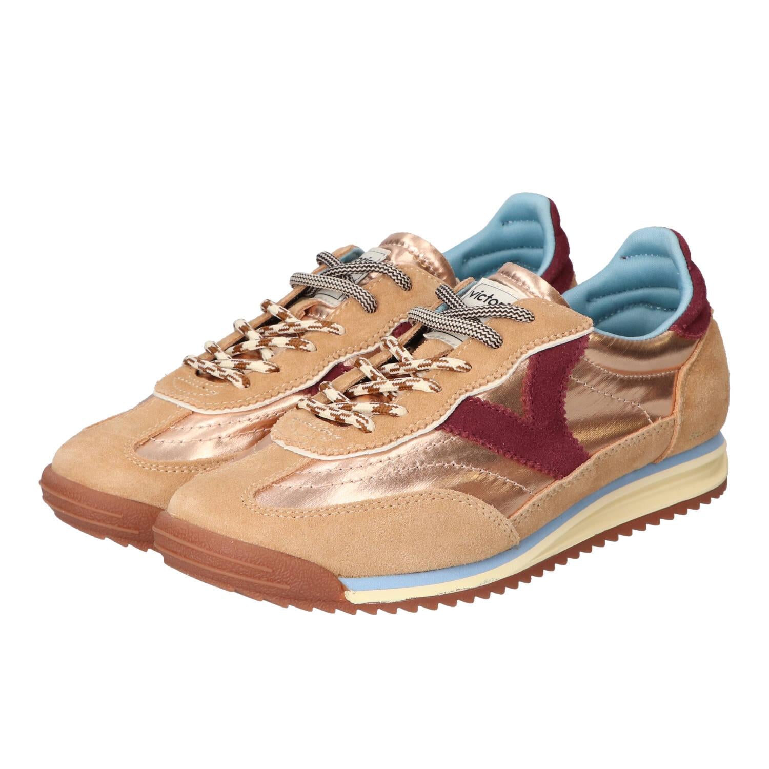 Sneakers, Cognac