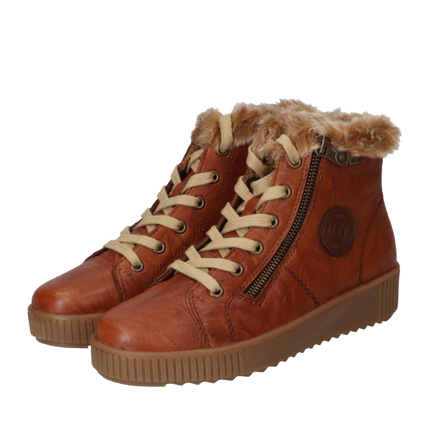 Booties, Cognac